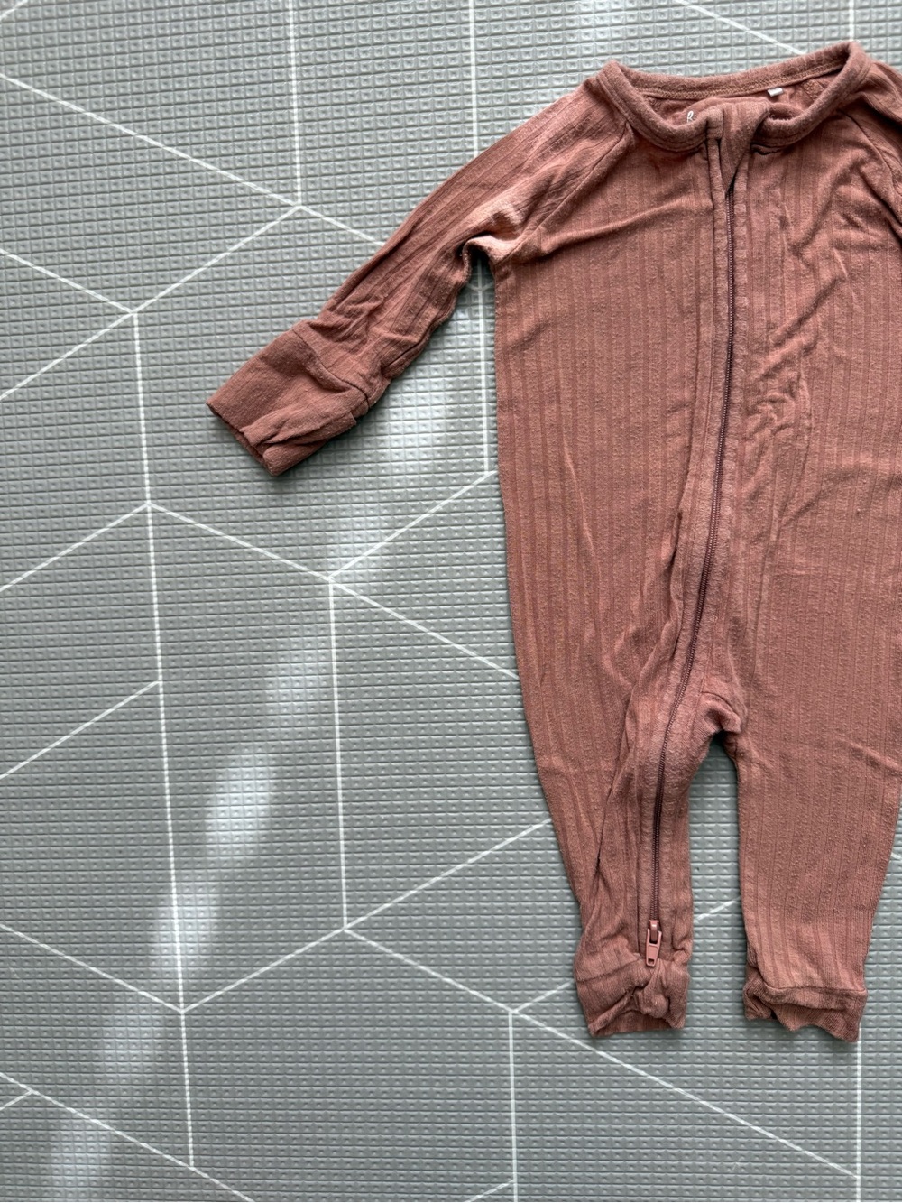 Brave little ones|Baby gender neutral Ribbed Bamboo Zip footless pajamas 0-3M•••